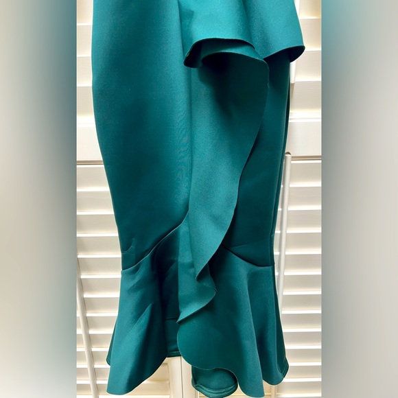 Emerald Scuba Dress - Picture 3 of 6